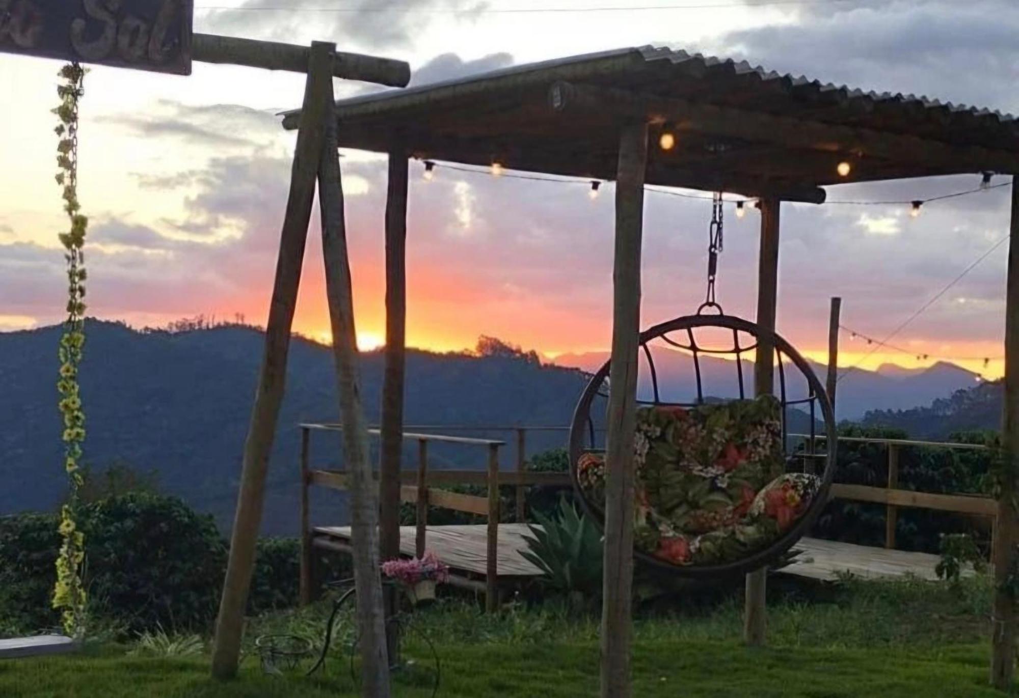 Chales Por Do Sol Caparaó Velho エクステリア 写真